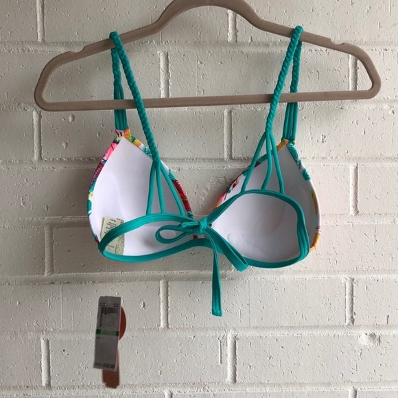 Gianni Bini Large high waisted swimsuit - Picture 3 of 8